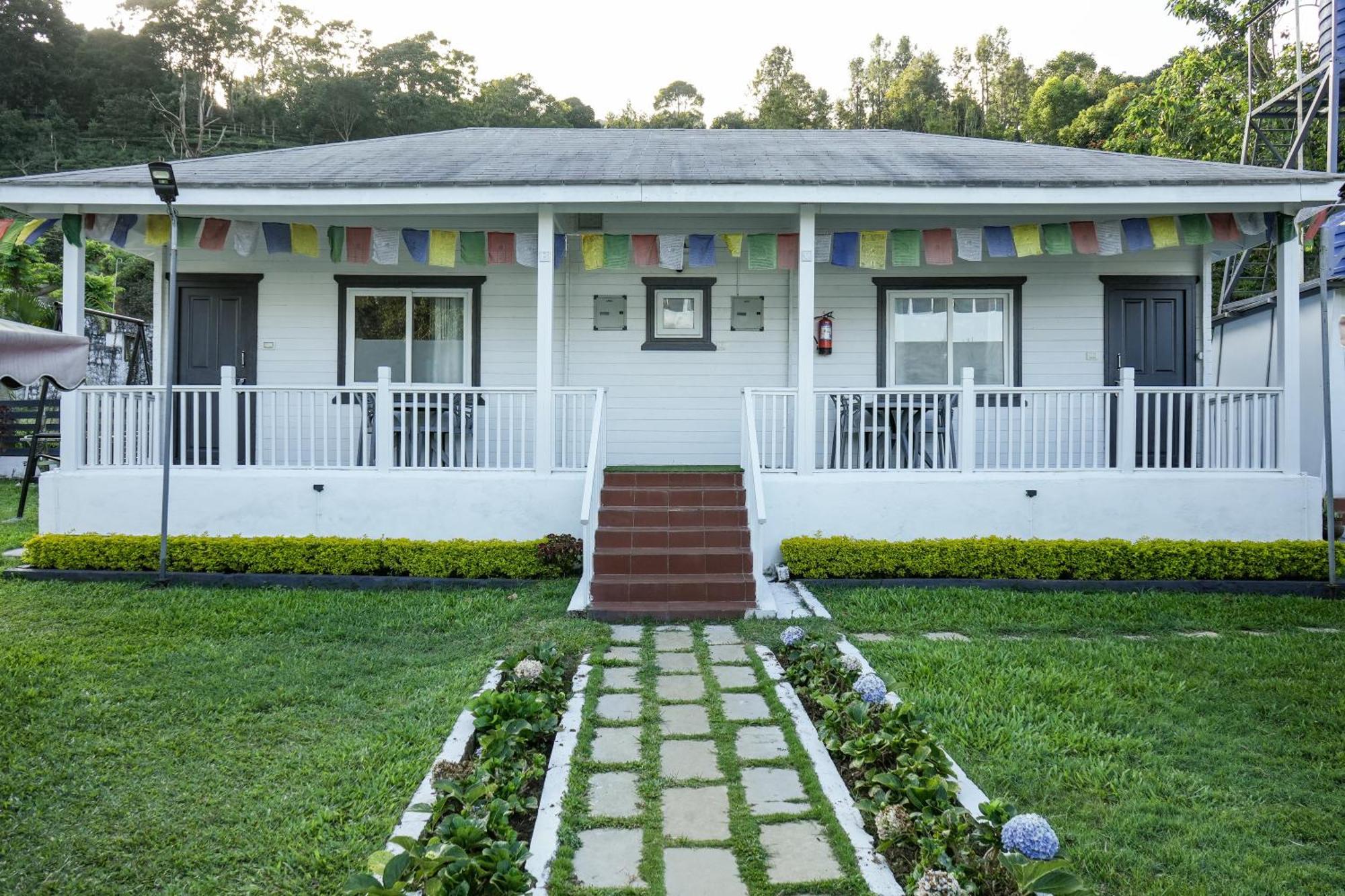 קונור The Door To Nirvana Cottages מראה חיצוני תמונה